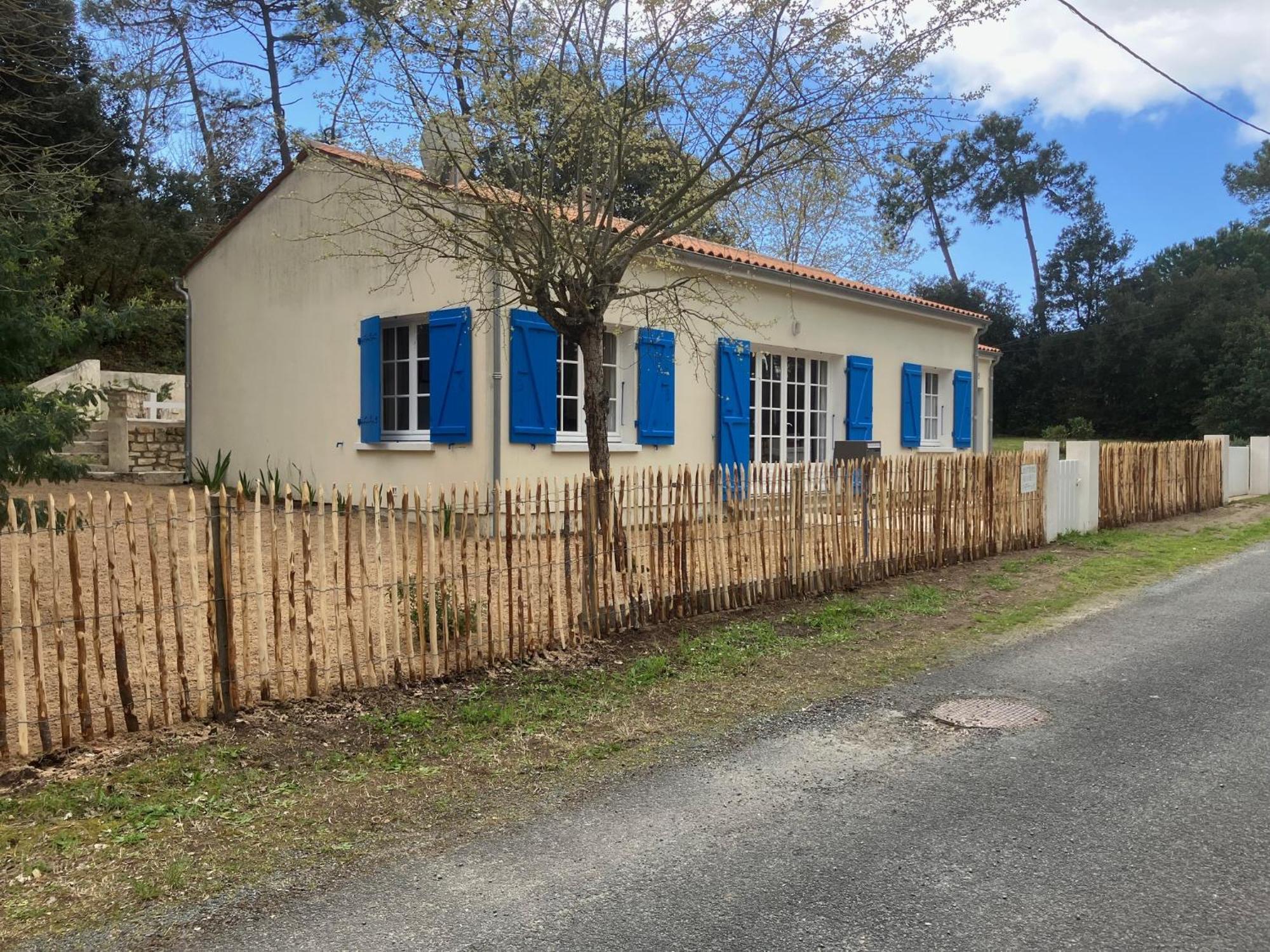 Maison 100 M2 Plein Pied Pour 6 Personnes 300 M De La * Chaucre